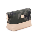 DAKOTA CAMO TOILETRY BAG